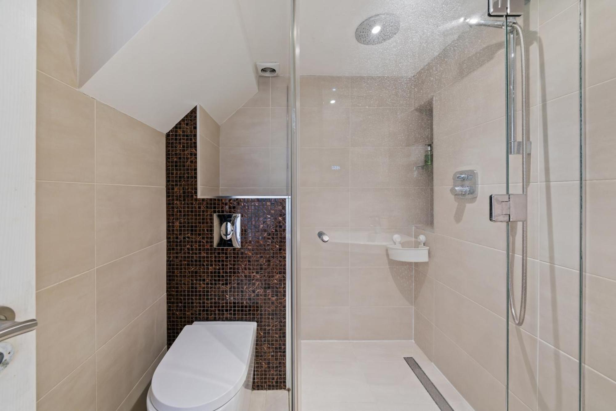 Hidden Gem In Central Location - Beautiful 2 Bed London Exterior photo