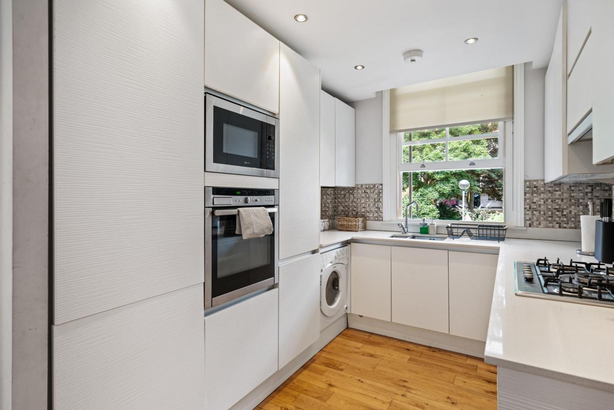 Hidden Gem In Central Location - Beautiful 2 Bed London Exterior photo